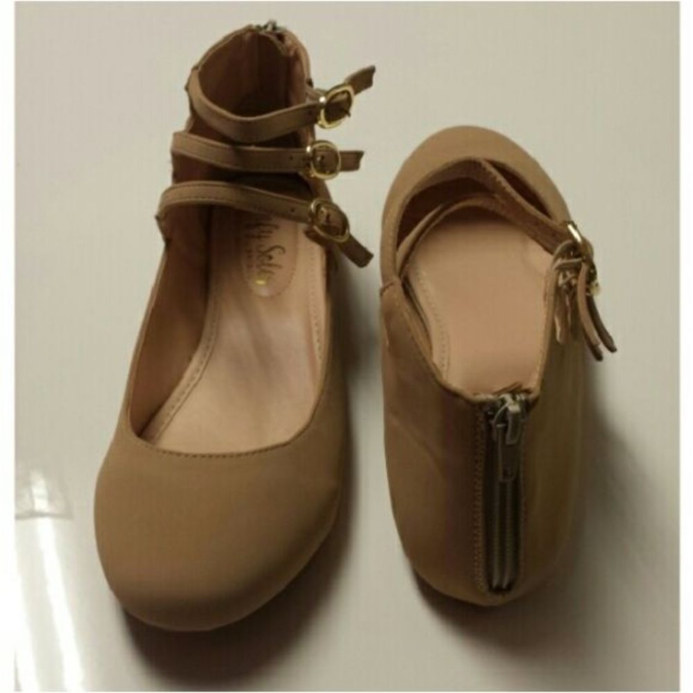 Nude Straped Flats - Picture 3 of 4